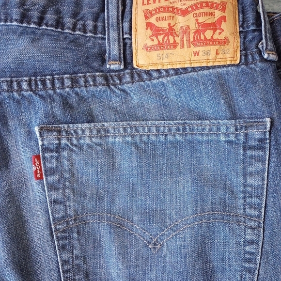Levi's Other - Levi's 514 Jeans 38 x 32